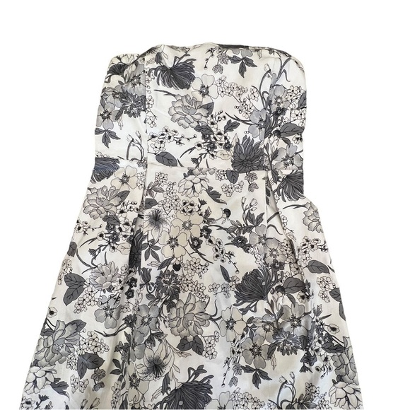 OLD NAVY Strapless Gray & White Floral Midi Party Strapless Dress, Size 6 - Picture 14 of 16